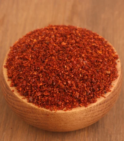 Doğal acı pul biber baharatı - Capsicum annuum L.